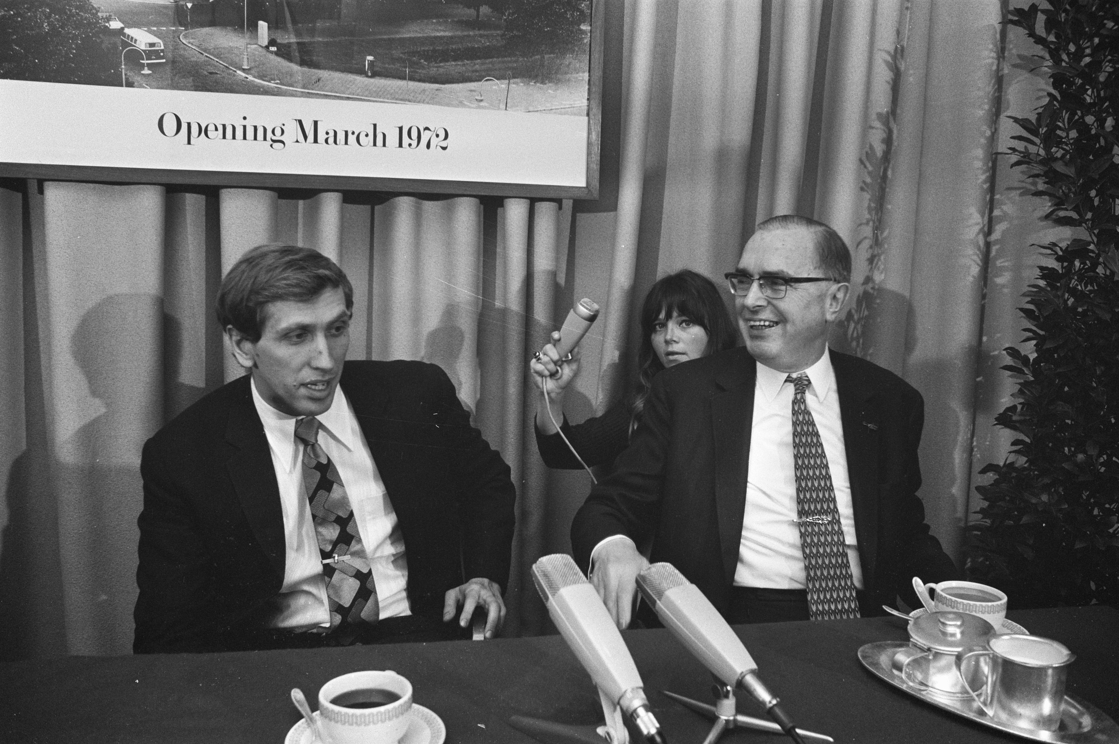 Bobby Fischer meeting with FIDE officials, 1972